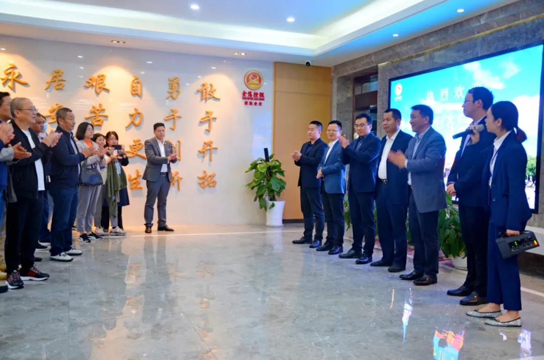 南京金陵金箔集團(tuán),金箔包裝，煙草包裝、食品包裝、藥品包裝、社會(huì)包裝、工業(yè)包裝