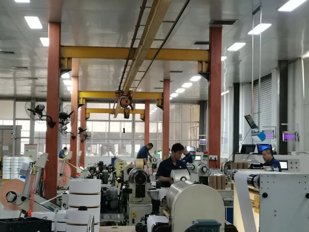 南京金陵金箔集團,金箔包裝，煙草包裝、食品包裝、藥品包裝、社會包裝、工業(yè)包裝